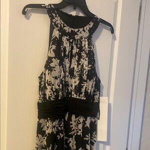 Jessica Howard Black and White Halter Midi Sundress